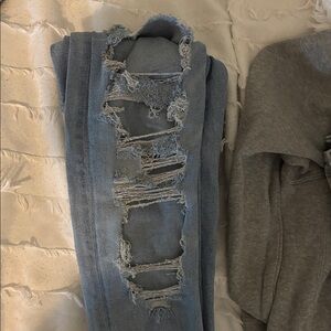 American Eagle Distressed Blue Jeans